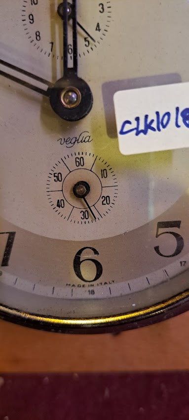 Old mechanical desk clock [CLK10160]