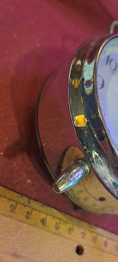Old mechanical desk clock [CLK10160]