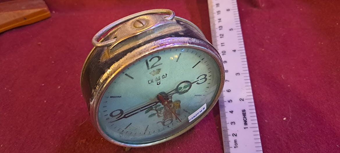 Old mechanical desk clock [CLK10168]