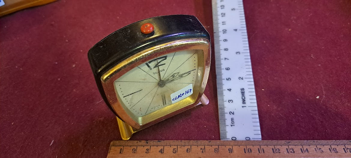 Old mechanical desk clock [CLK10167]