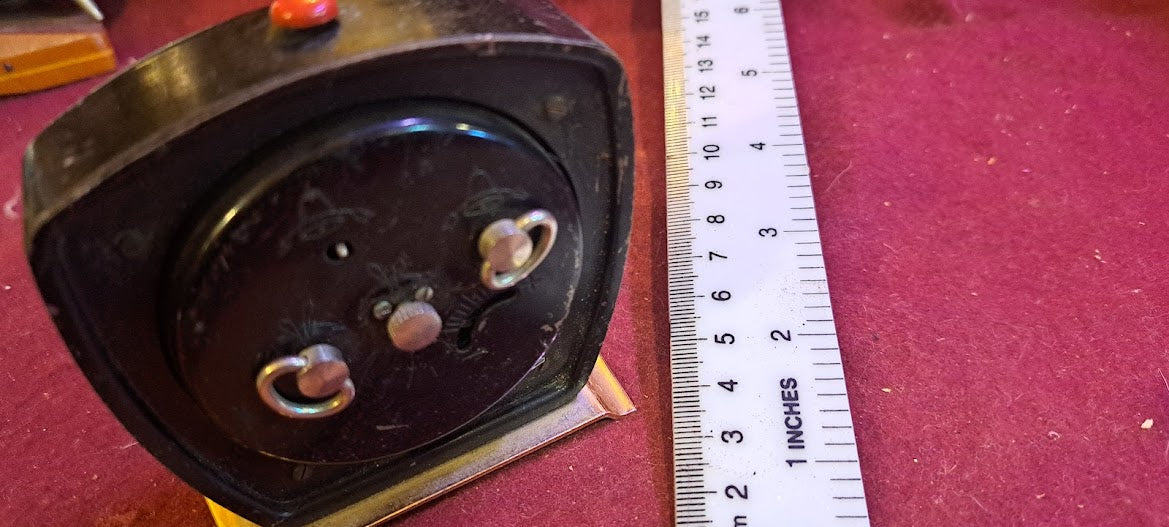 Old mechanical desk clock [CLK10167]