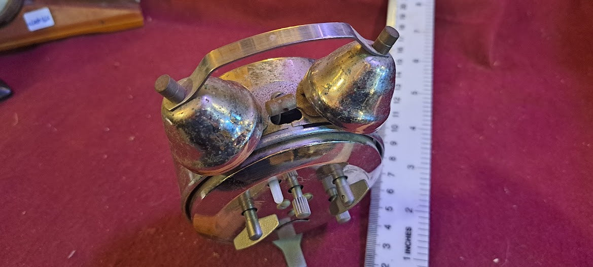Old mechanical desk clock [CLK10169]