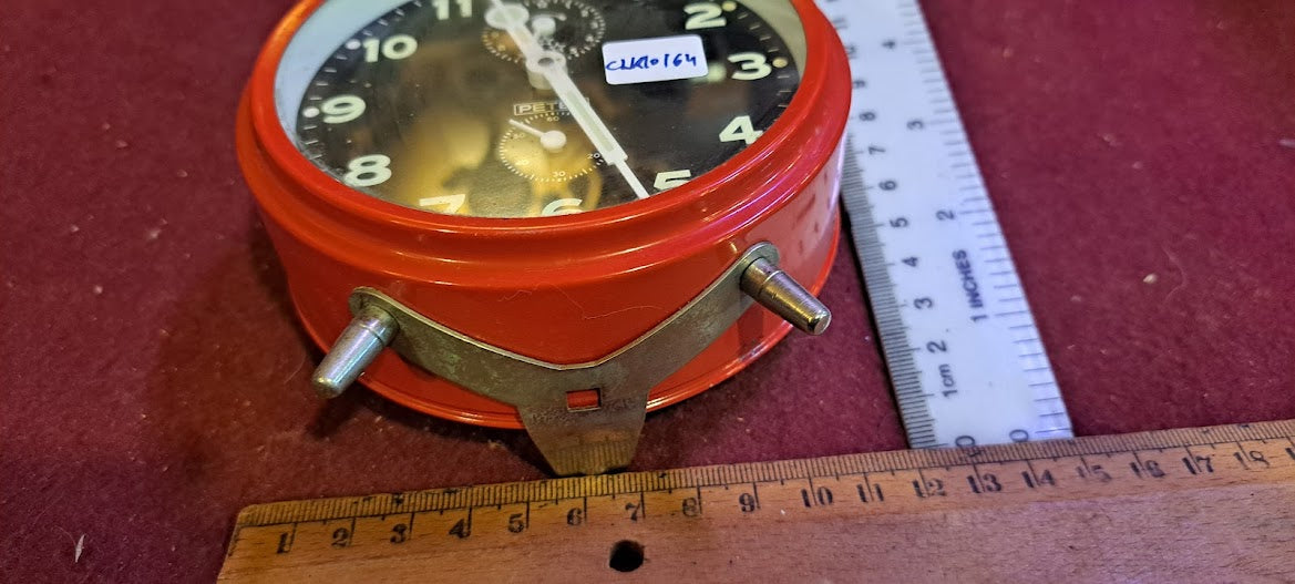 Old mechanical desk clock [CLK10164]