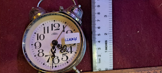 Old mechanical desk clock [CLK10171]