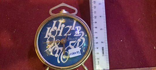 Old mechanical desk clock [CLK10173]