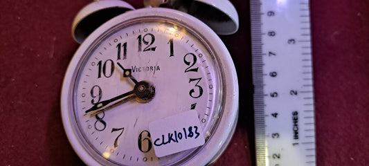 Old mechanical desk clock [CLK10183]