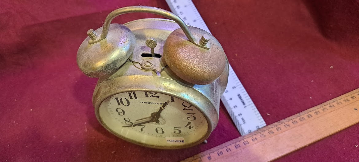 Old mechanical desk clock [CLK10178]