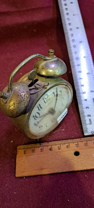 Vintage mechanical desk clock [CLK10193]