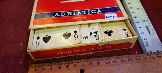 Old playing cards x2 [GAM10300]