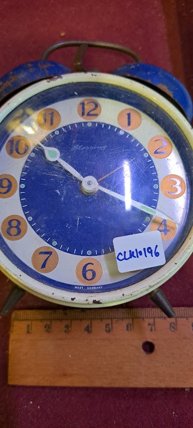 Vintage mechanical desk clock [CLK10196]