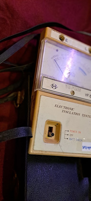 Old Electronic insulation tester [INS10454]