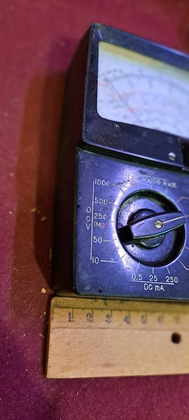 Vintage multimeter [INS10462]
