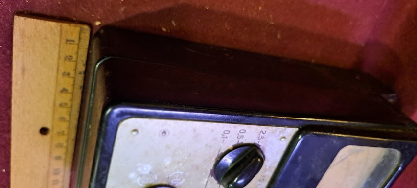 Vintage multimeter [INS10465]