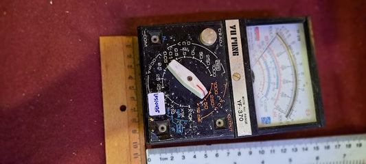 Vintage multimeter [INS10475]