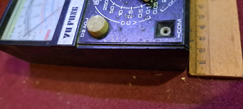 Vintage multimeter [INS10475]