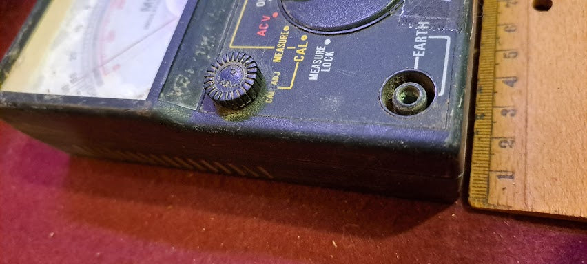 Vintage Ohm meter [INS10476]