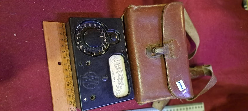 Multiminor vintage multimeter AVO [INS10478]
