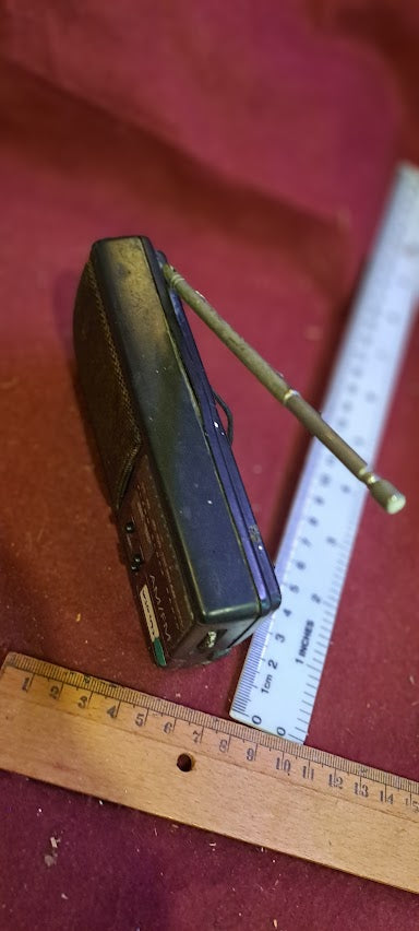 Radio transistor [INS10497]