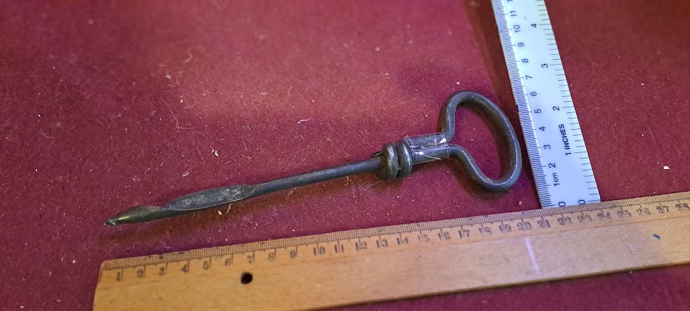 Hand simple drill vintage [TOL10238]
