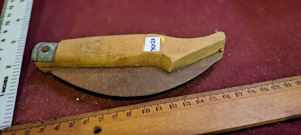Old Small Folding Hand Saw [TOL10218]