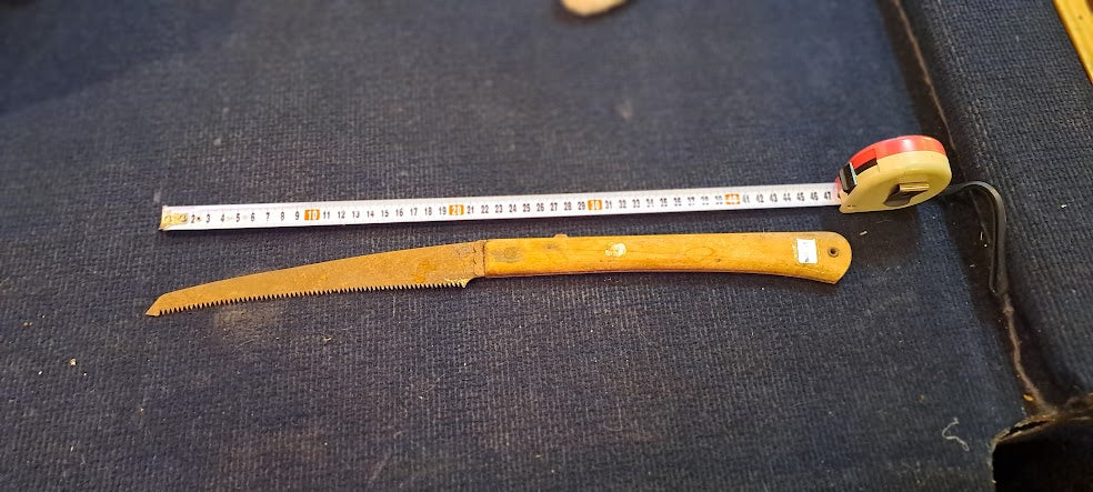 Vintage Folding Hand Saw [TOL10229]