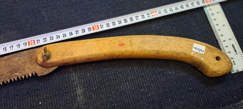 Vintage Folding Hand Saw vintage [TOL10246]