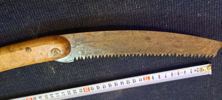 Vintage Folding Hand Saw vintage [TOL10246]