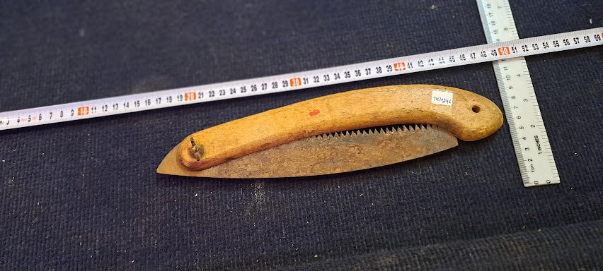 Vintage Folding Hand Saw vintage [TOL10246]