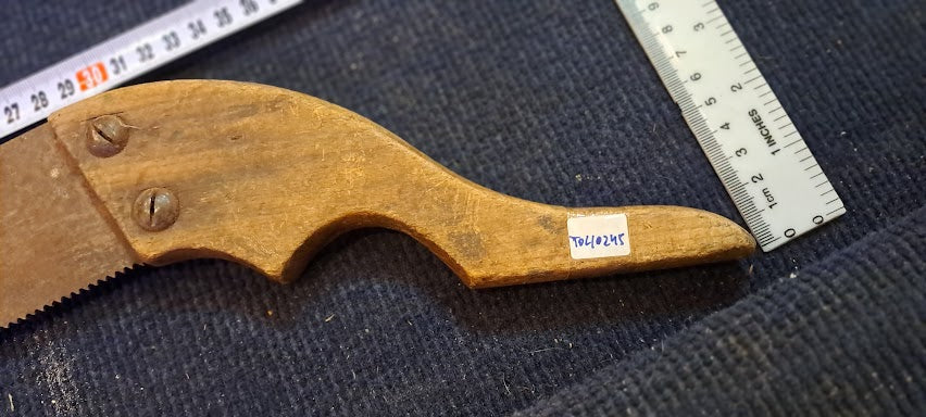 Vintage Hand Saw [TOL10245]