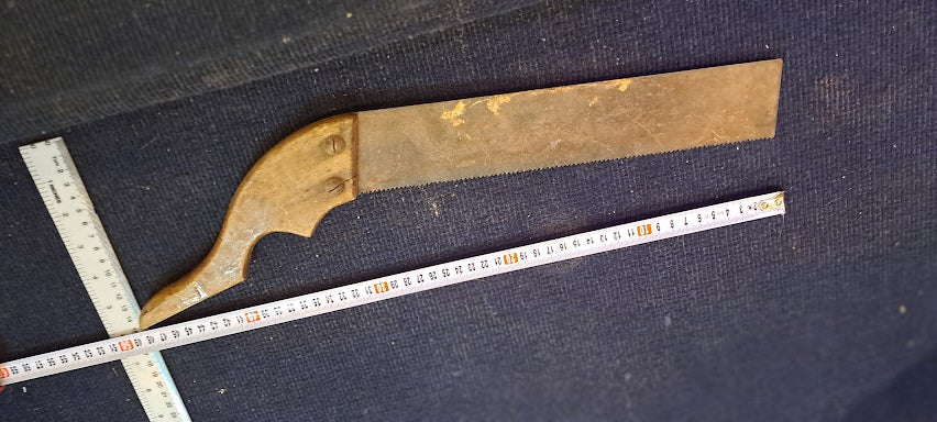 Vintage Hand Saw [TOL10245]