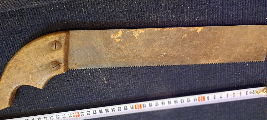 Vintage Hand Saw [TOL10245]