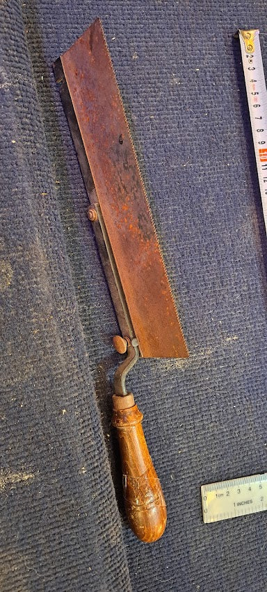 Hand Saw vintage [TOL10250]