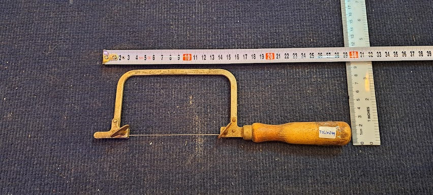 Vintage Still Hand Saw [TOL10249]