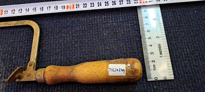 Vintage Still Hand Saw [TOL10249]