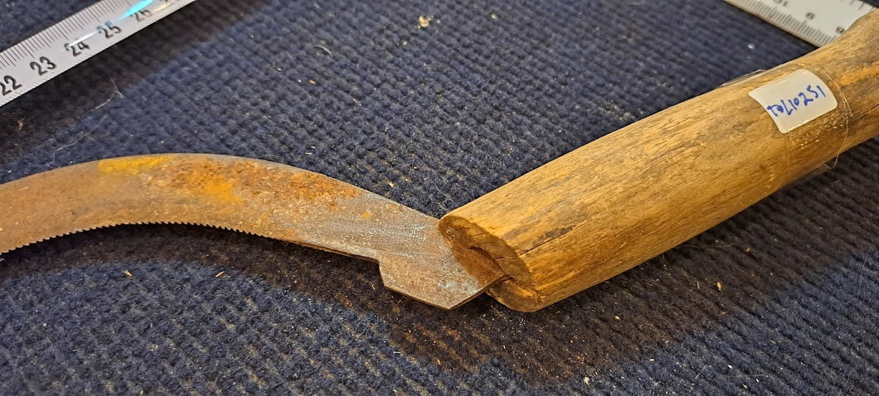 Sickle hand Saw [TOL10251]