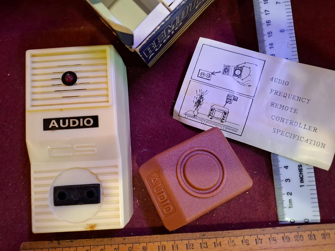 Old remote control audio freqruncy [INS10506]