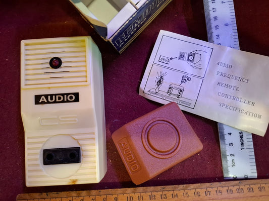 Old remote control audio freqruncy [INS10506]