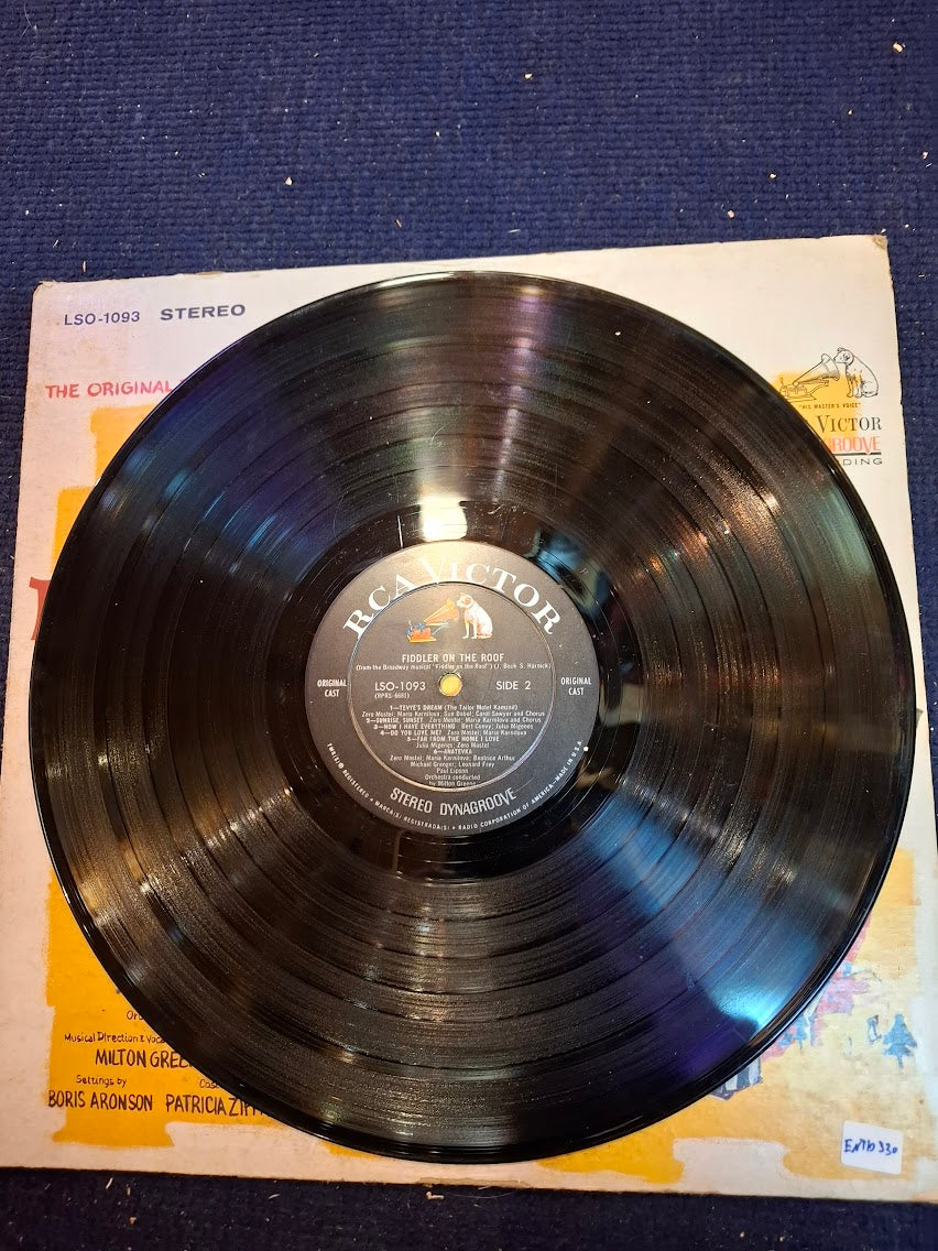 Fiddler on the roof, Broadway cast record [ENT10330]