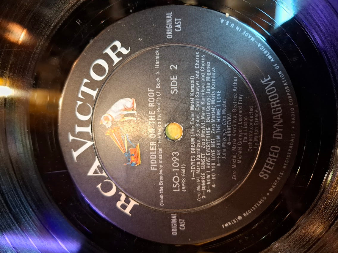 Fiddler on the roof, Broadway cast record [ENT10330]