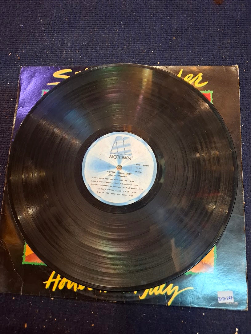 Stevie Wonder - Hotter than July record [ENT10287]