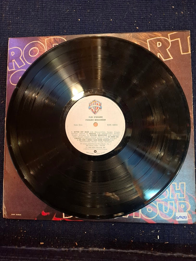 Rod stewarrt - foolish behaviour record [ENT10257]