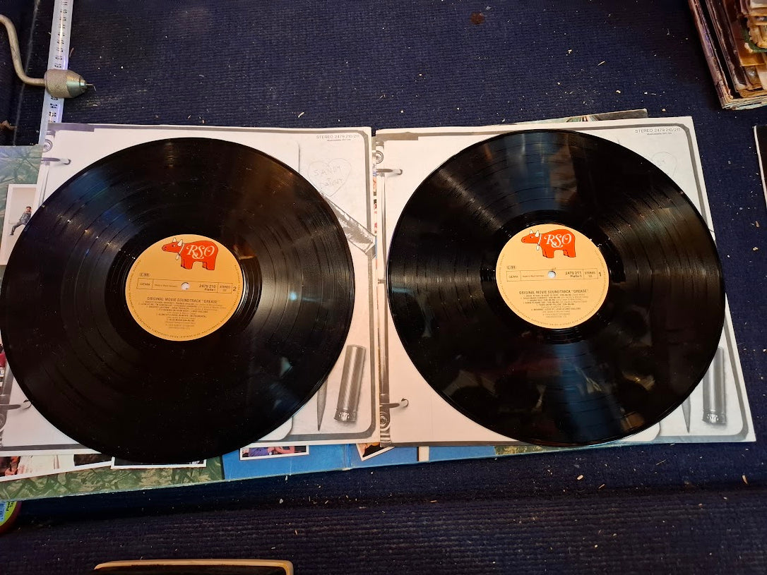 Grease double record [ENT10278]