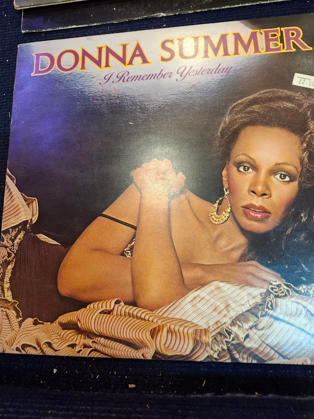 Dona Summer - I remember yesterday, record [ENT10350]