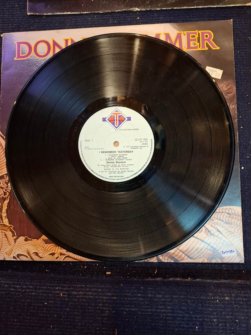 Dona Summer - I remember yesterday, record [ENT10350]