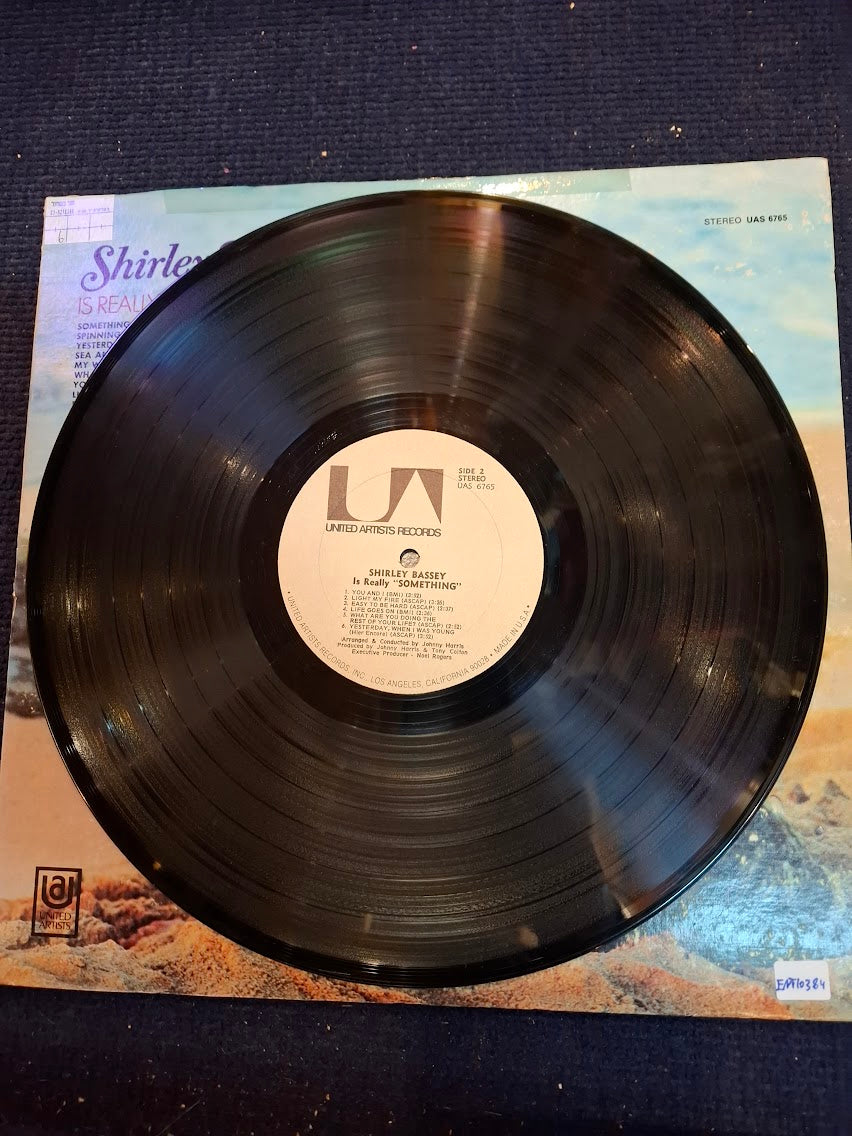 Shirley Bassey - Something, record [ENT10384]
