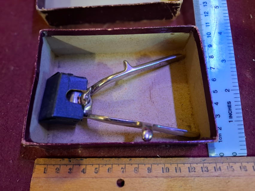 Vintage Manual hair clipper of a barber [TOL10282]