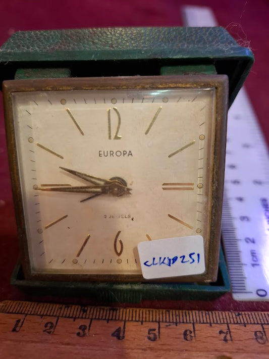 Vintage mechanical traveling clock [CLK10251]