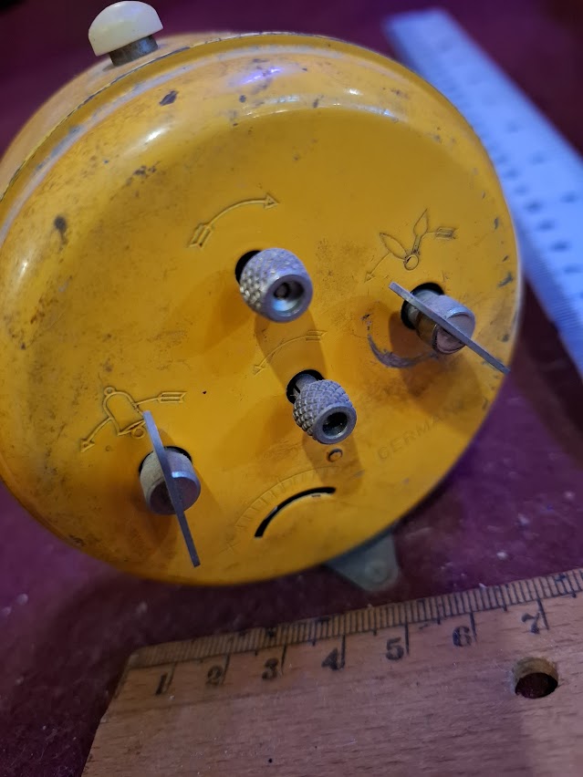 Vintage mechanical clock [CLK10224]