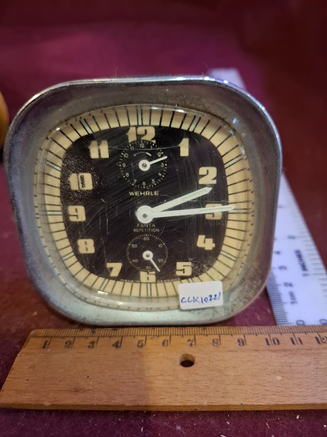Vintage mechanical clock [CLK10221]