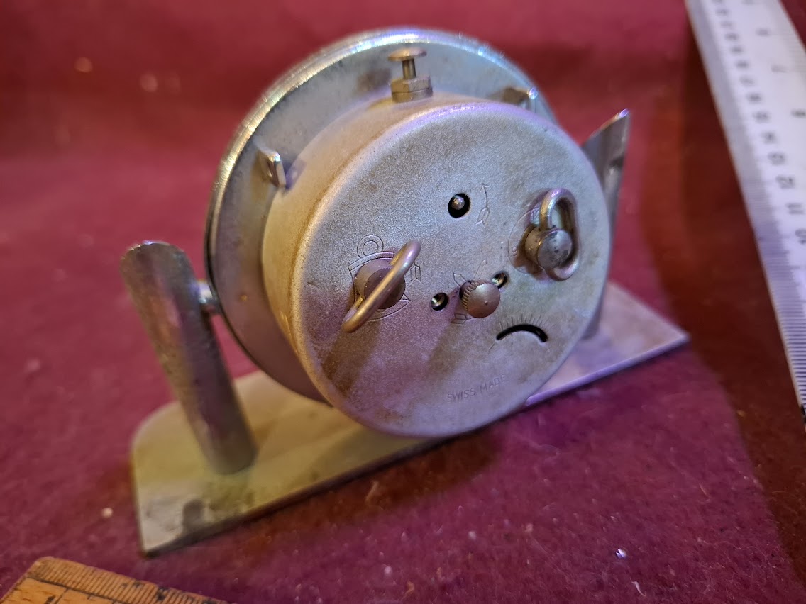 Vintage mechanical clock [CLK10291]